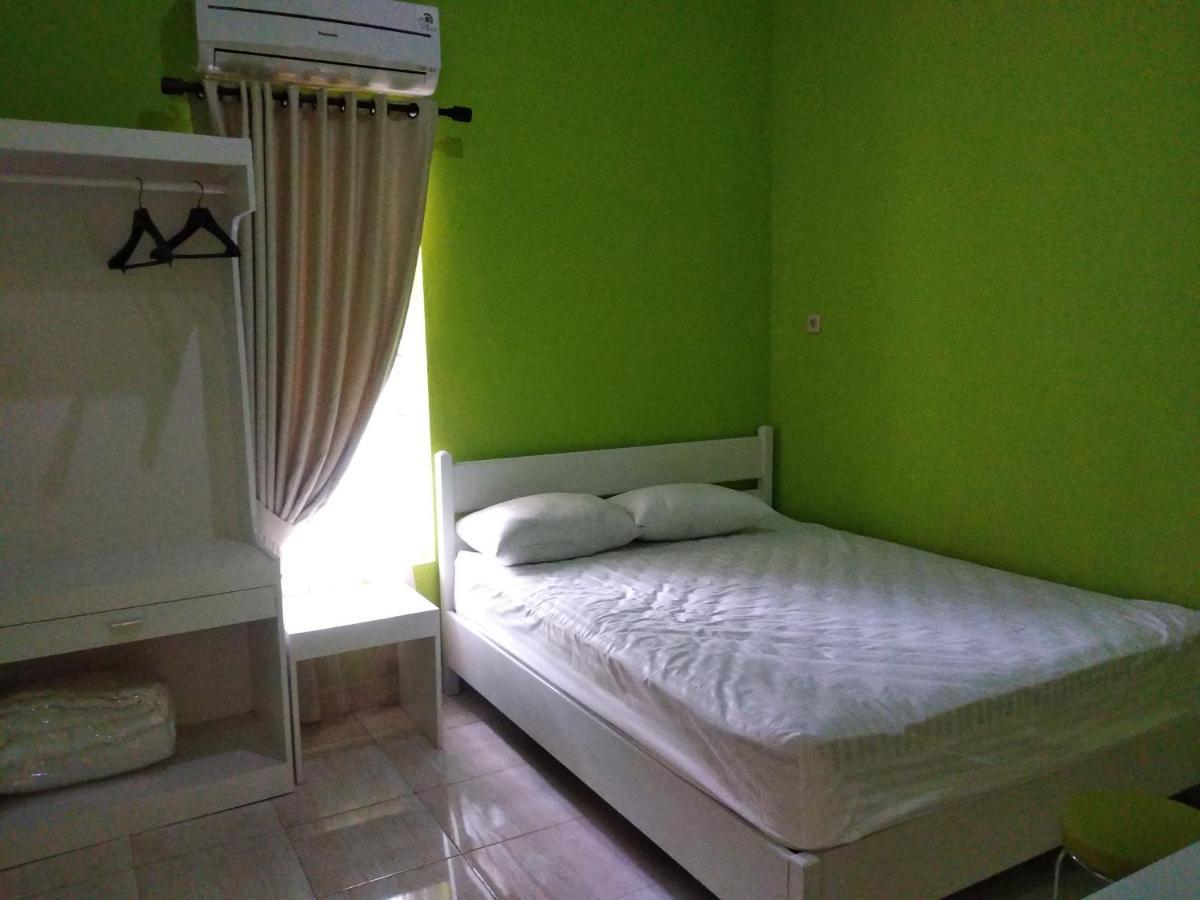 Omah Inap D24 Syariah Near Universitas Aisyiah Yogyakarta Mitra Reddoorz Sleman  Dış mekan fotoğraf